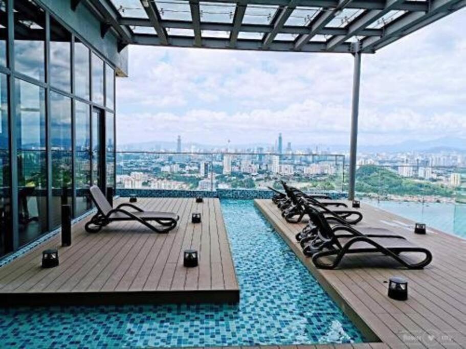 Holiday home Kl Duplex With Balcony@ekocheras Mrt Kuala Lumpur